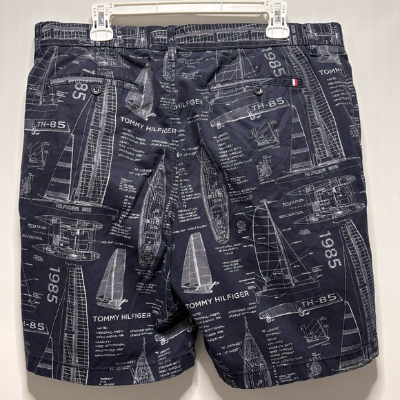 Tommy Hilfiger Sail Boat Shorts Blue Print Sketch Nautical Cruise Mens Size 36 - Picture 3 of 7